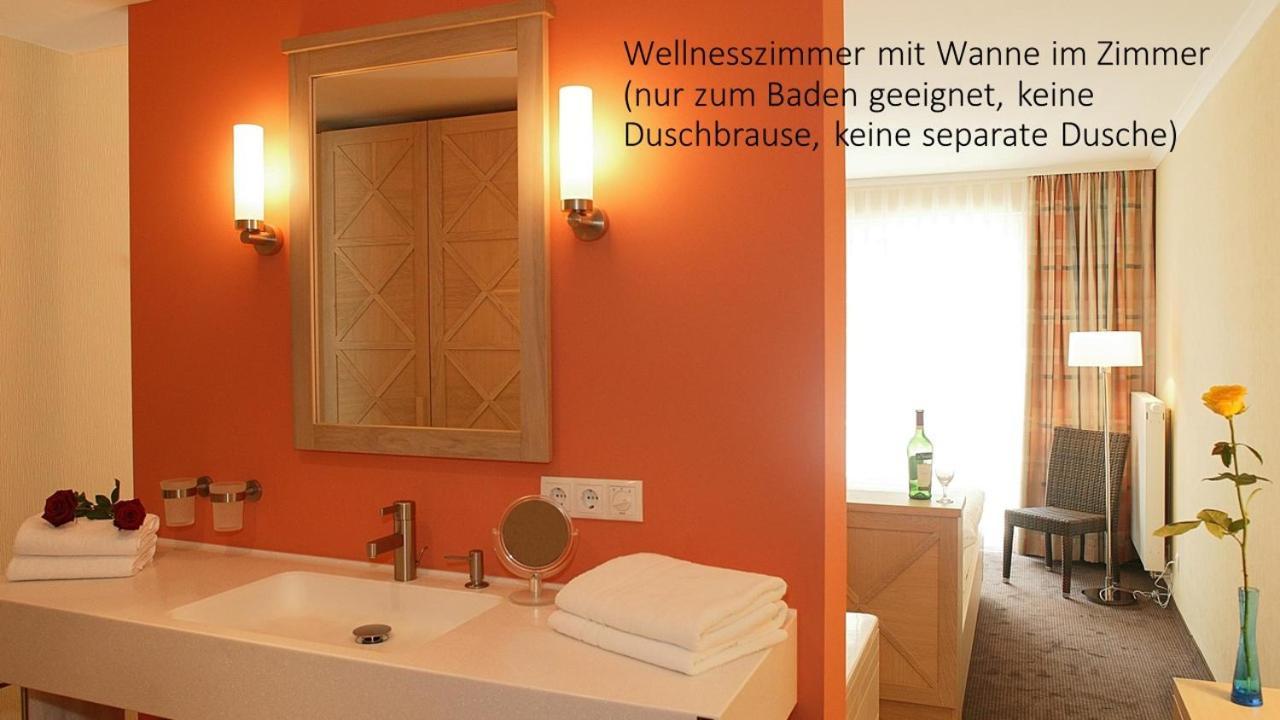 Strandhotel Seerose Kölpinsee 외부 사진
