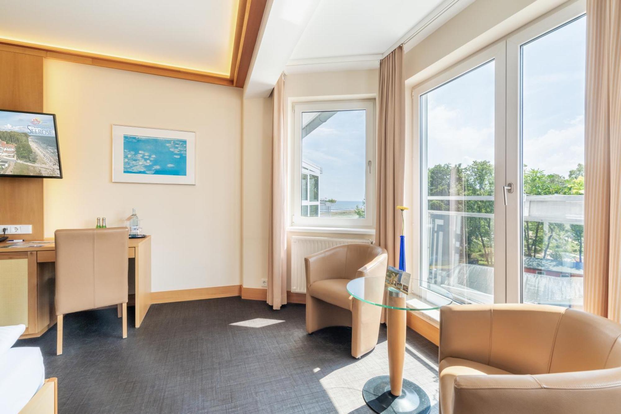 Strandhotel Seerose Kölpinsee 외부 사진