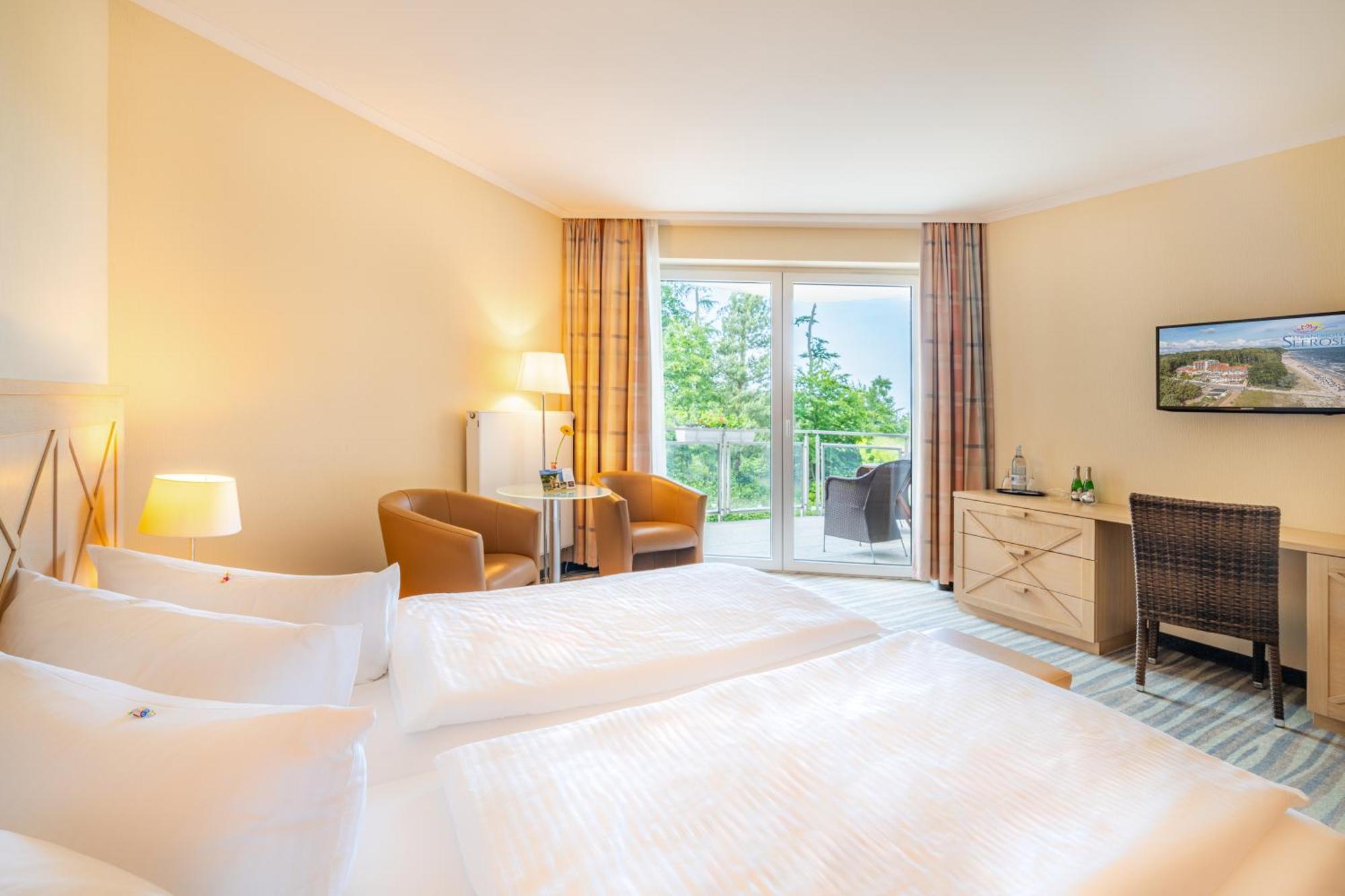 Strandhotel Seerose Kölpinsee 외부 사진